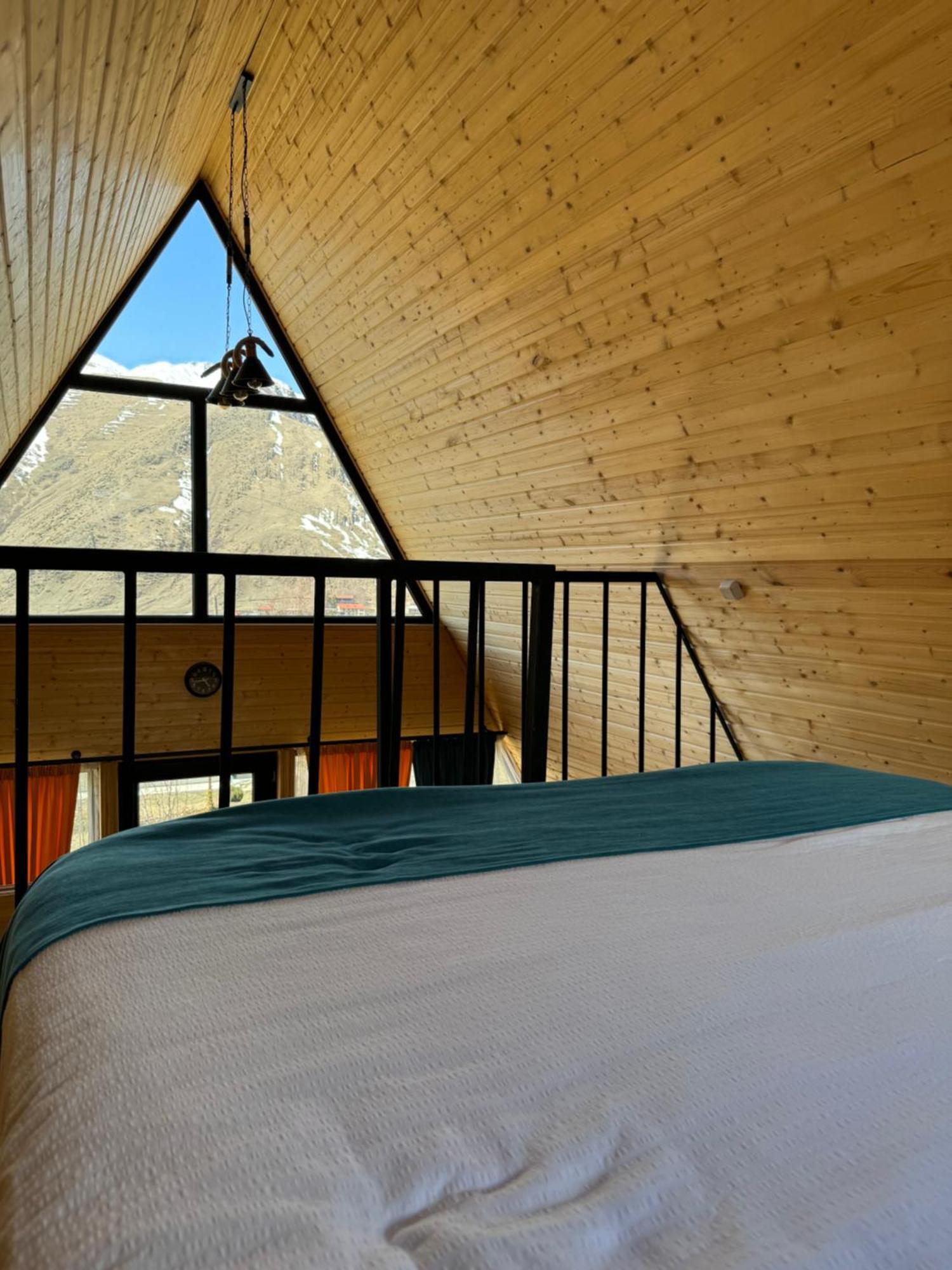 Qusha Cottage Kazbegi Bagian luar foto