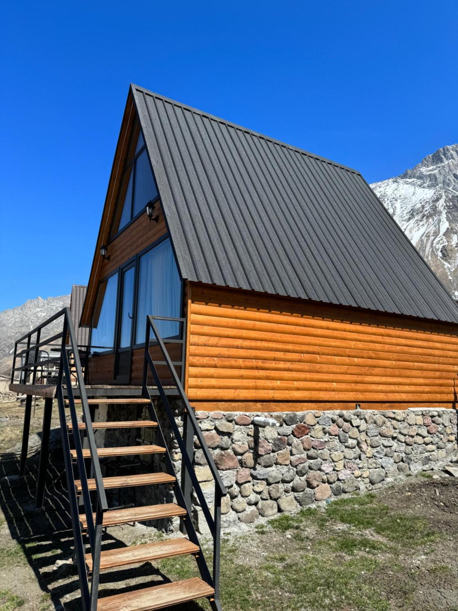 Qusha Cottage Kazbegi Bagian luar foto